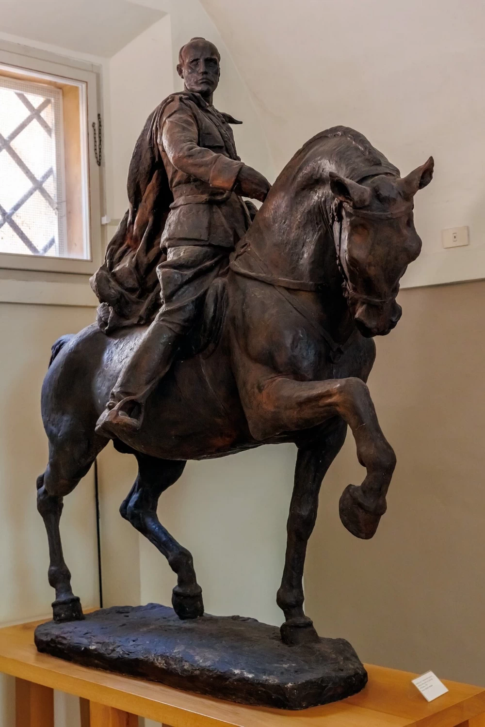 Modello per una statua equestre di Mussolini, ora al Lapidario Estense di Modena